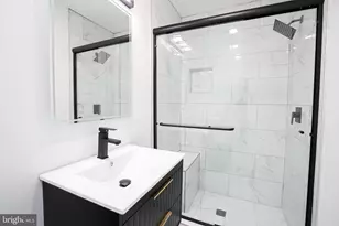 154 N Ellwood Ave, Baltimore, MD 21224 - Photo 9