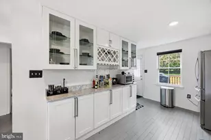 3805 Ridgecroft Rd, Baltimore, MD 21206 - Photo 15