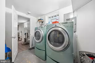 3805 Ridgecroft Rd, Baltimore, MD 21206 - Photo 35