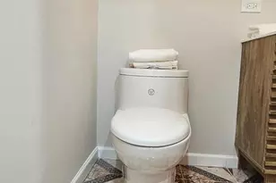 5806 N Charles St, Baltimore, MD 21210 - Photo 15