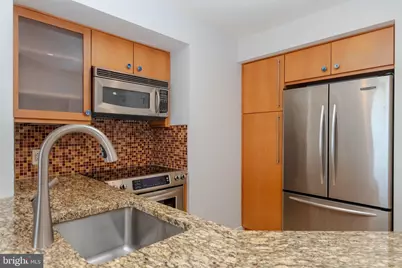 675 President Street #2207, Baltimore, MD 21202 - Photo 7