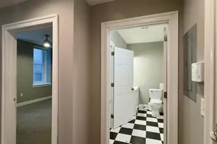 208 E Redwood St, Baltimore, MD 21202 - Photo 3