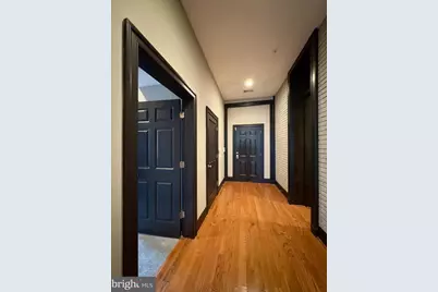 7 W Mulberry Street #08, Baltimore, MD 21201 - Photo 5