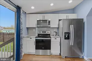 4704 Charleston, Baltimore, MD 21225 - Photo 11