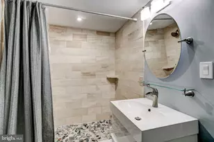 307 S Exeter St, Baltimore, MD 21202 - Photo 31