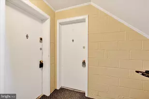 4411 Falls Bridge Dr, Baltimore, MD 21211 - Photo 3