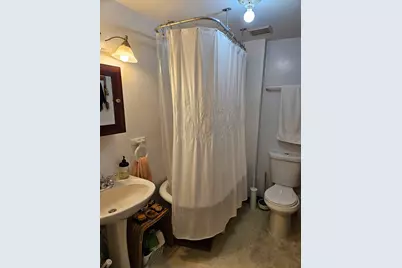 523 S Dallas Street S, Baltimore, MD 21231 - Photo 9