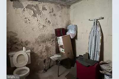 112 N Mount Olivet Lane, Baltimore, MD 21229 - Photo 33