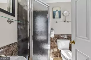 1739 E Lombard St, Baltimore, MD 21231 - Photo 27