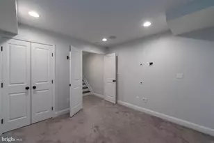 934 S Clinton St, Baltimore, MD 21224 - Photo 25