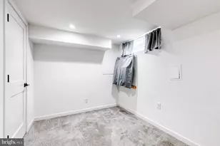 118 S Eaton St, Baltimore, MD 21224 - Photo 25