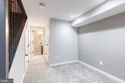 118 S Eaton Street, Baltimore, MD 21224 - Photo 23