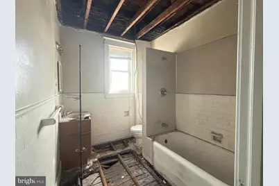 2301 Monroe Street N, Baltimore, MD 21217 - Photo 31