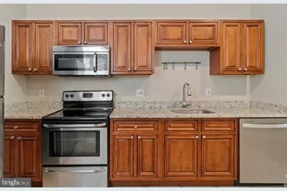 226 Patterson Park Avenue, Baltimore, MD 21231 - Photo 13