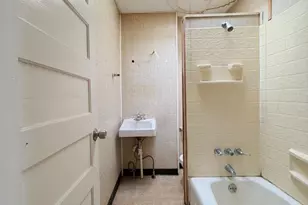 3420 Lyndale Ave, Baltimore, MD 21213 - Photo 15