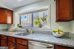 38 E Hamburg St, Baltimore, MD 21230 - Photo 11