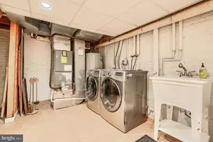 38 E Hamburg St, Baltimore, MD 21230 - Photo 35