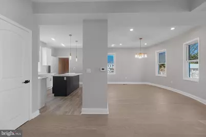4204 Penhurst Avenue, Baltimore, MD 21215 - Photo 9