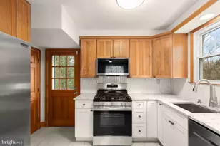 5204 Catalpha Rd, Baltimore, MD 21214 - Photo 3