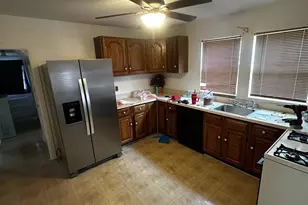 500 Washburn Ave, Baltimore, MD 21225 - Photo 7