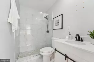 616 S Belnord Ave, Baltimore, MD 21224 - Photo 15