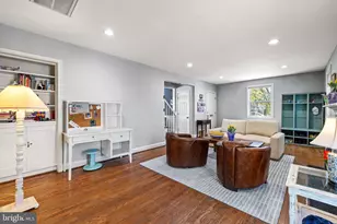 702 W Melrose Ave, Baltimore, MD 21210 - Photo 7