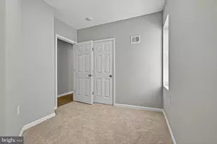 2001 N Fulton Ave, Baltimore, MD 21217 - Photo 15