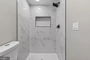 2001 N Fulton Ave, Baltimore, MD 21217 - Photo 25