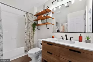 23 Pierside Dr, Baltimore, MD 21230 - Photo 21