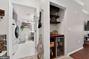 23 Pierside Dr, Baltimore, MD 21230 - Photo 23