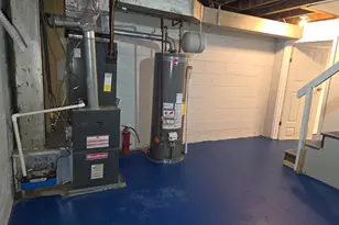 3905 Kenyon Ave, Baltimore, MD 21213 - Photo 11