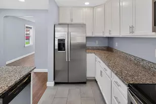 52 Upmanor Rd, Baltimore, MD 21229 - Photo 9