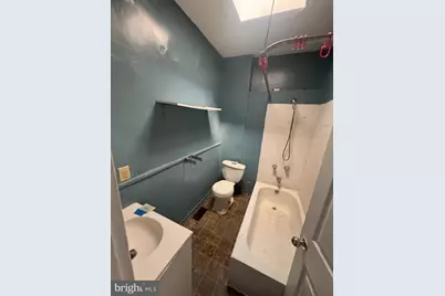 635 N Highland Avenue, Baltimore, MD 21205 - Photo 17