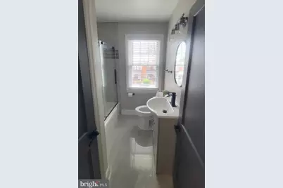 202 N Edgewood Street, Baltimore, MD 21229 - Photo 19