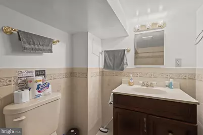 633 S Linwood Avenue S, Baltimore, MD 21224 - Photo 25