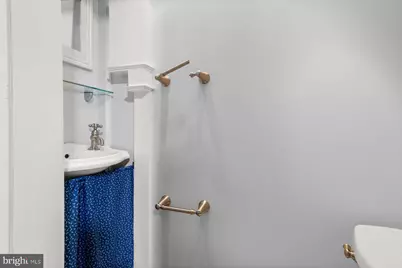 633 S Linwood Avenue S, Baltimore, MD 21224 - Photo 13