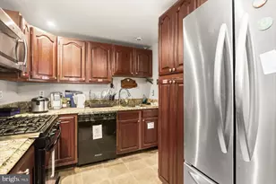 633 S Linwood Ave S, Baltimore, MD 21224 - Photo 15