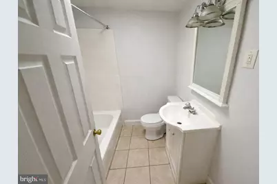 4013 Woodmere Avenue, Baltimore, MD 21215 - Photo 7