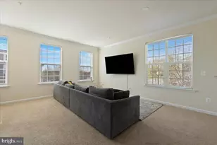 4524 Birchwood Dr, Baltimore, MD 21229 - Photo 9