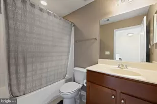 4524 Birchwood Dr, Baltimore, MD 21229 - Photo 17