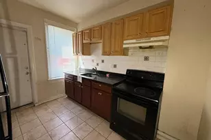 406 N Edgewood Street N, Baltimore, MD 21229 - Photo 3