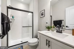 108 Glass Ln, Baltimore, MD 21230 - Photo 7