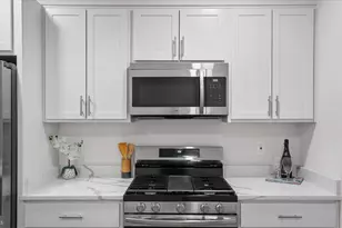 2117 N Smallwood St, Baltimore, MD 21216 - Photo 9