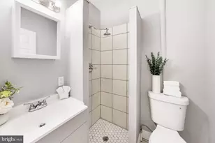 2807 Waldorf Ave, Baltimore, MD 21215 - Photo 31