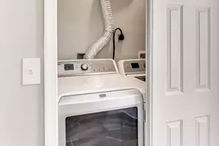 2807 Waldorf Ave, Baltimore, MD 21215 - Photo 17