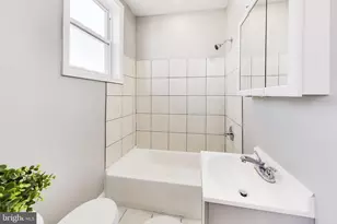 2807 Waldorf Ave, Baltimore, MD 21215 - Photo 23