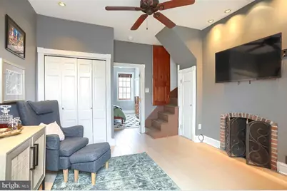111 Barre Street W, Baltimore, MD 21201 - Photo 17