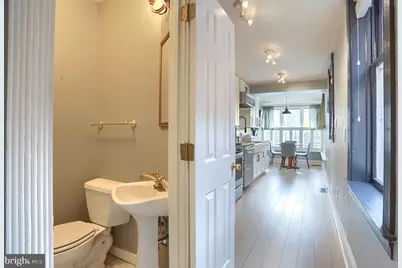 111 Barre Street W, Baltimore, MD 21201 - Photo 13