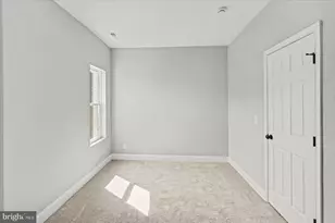 2000 N Smallwood St, Baltimore, MD 21216 - Photo 15