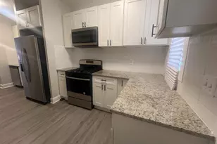 3031 Shannon Dr, Baltimore, MD 21213 - Photo 9